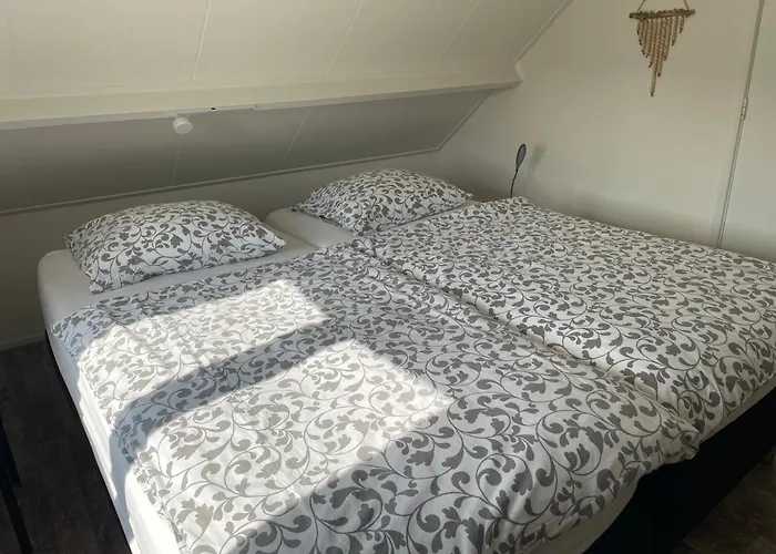 Me Oissie * إغموند آن زي