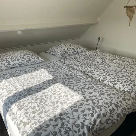 Me Oissie * 海边的艾格蒙特